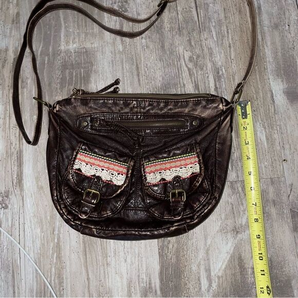 T shirt and jeans co sweet little bag with lace pockets - Picture 8 of 11